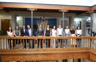 La ministra Elma Saiz visita la Fundación Euroárabe para conocer su trabajo en diálogo e inclusión